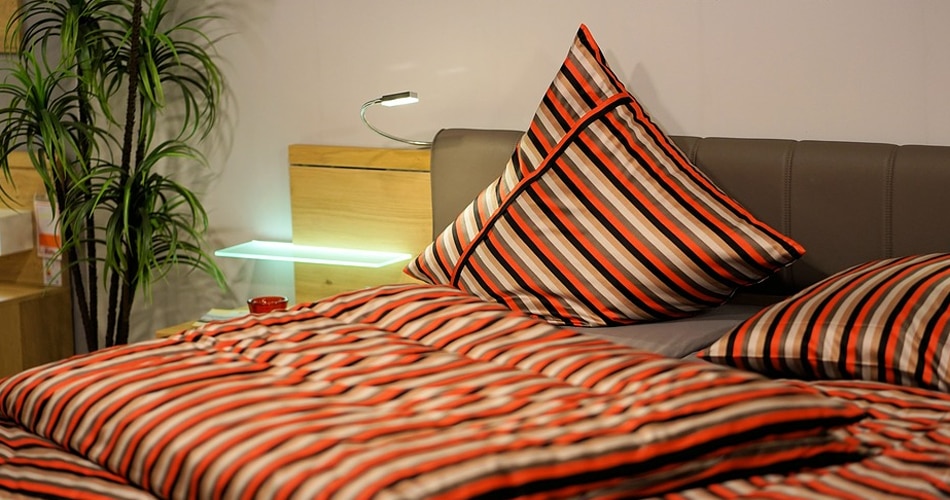 डॉक्टर से संपर्क करें