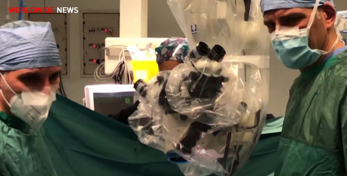 पियानों के संगीत के बीच हुआ ऑपरेशन