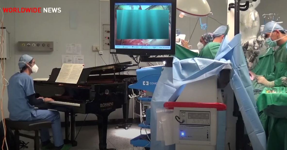 पियानों के संगीत के बीच हुआ ऑपरेशन