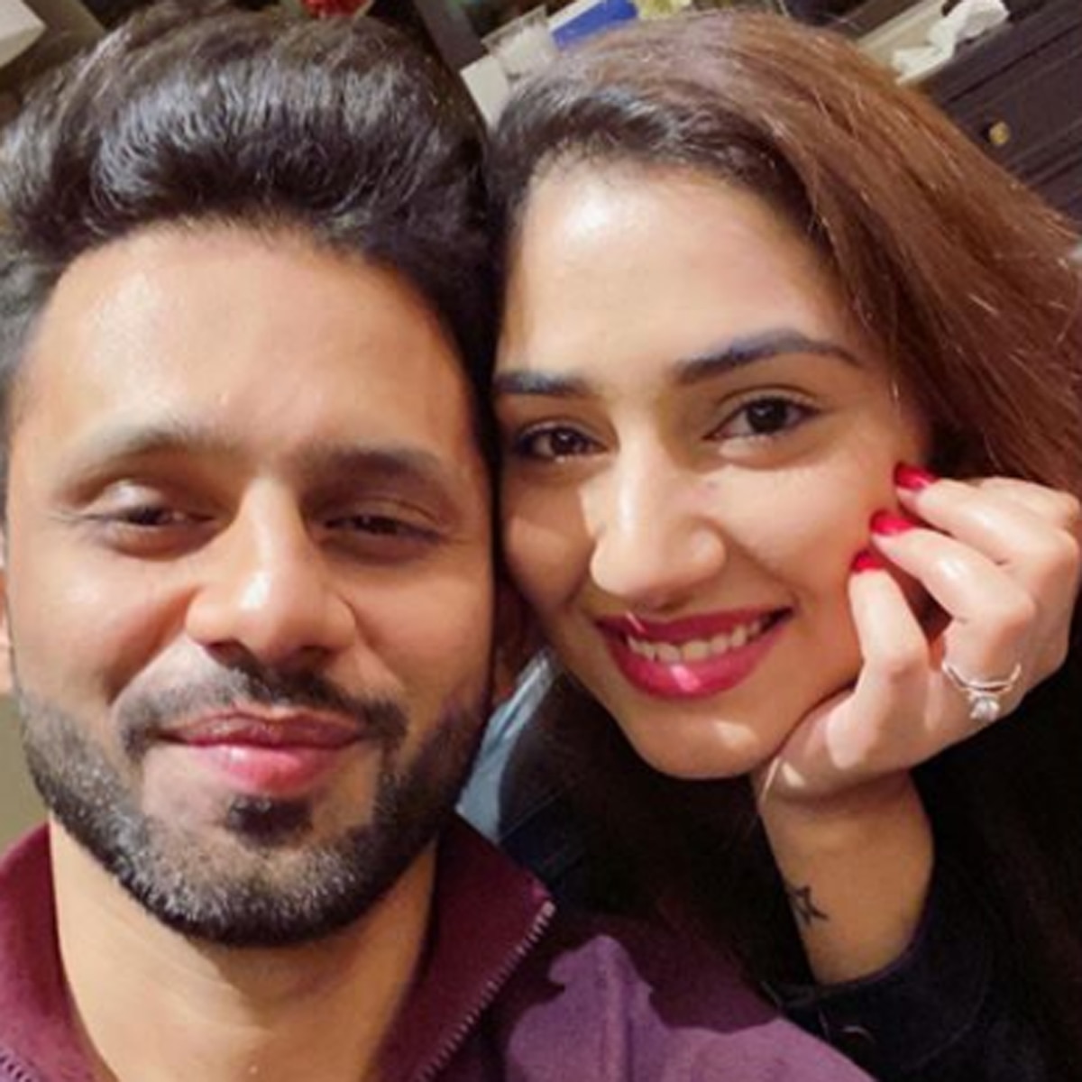 राहुल वैद्य-दिशा परमार