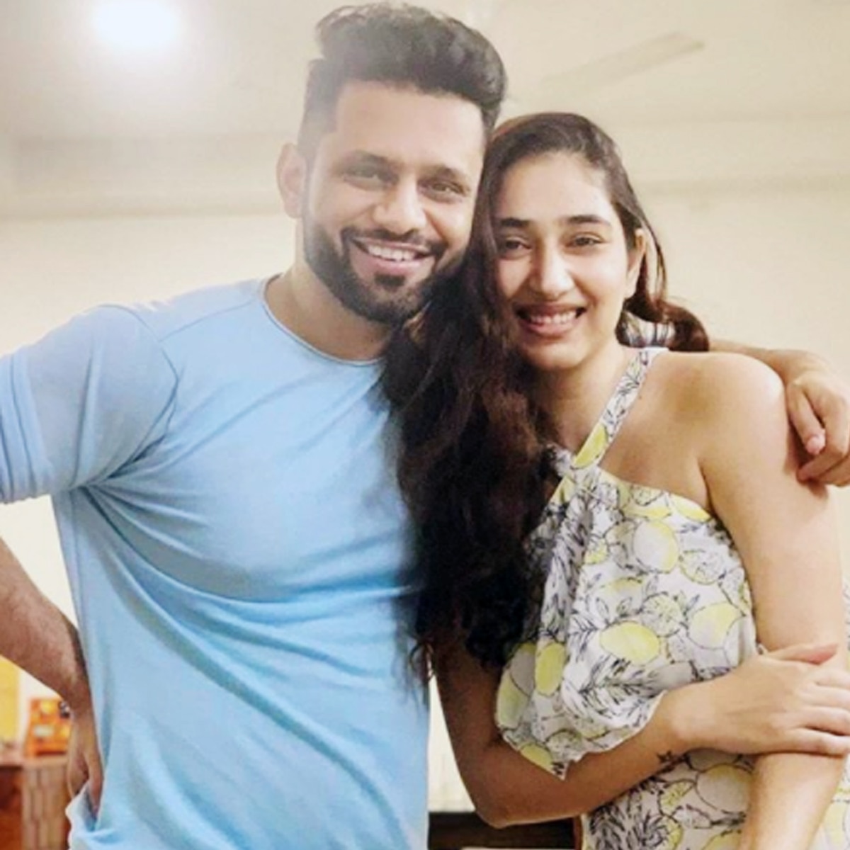 द‍िशा परमार-राहुल वैद्य 