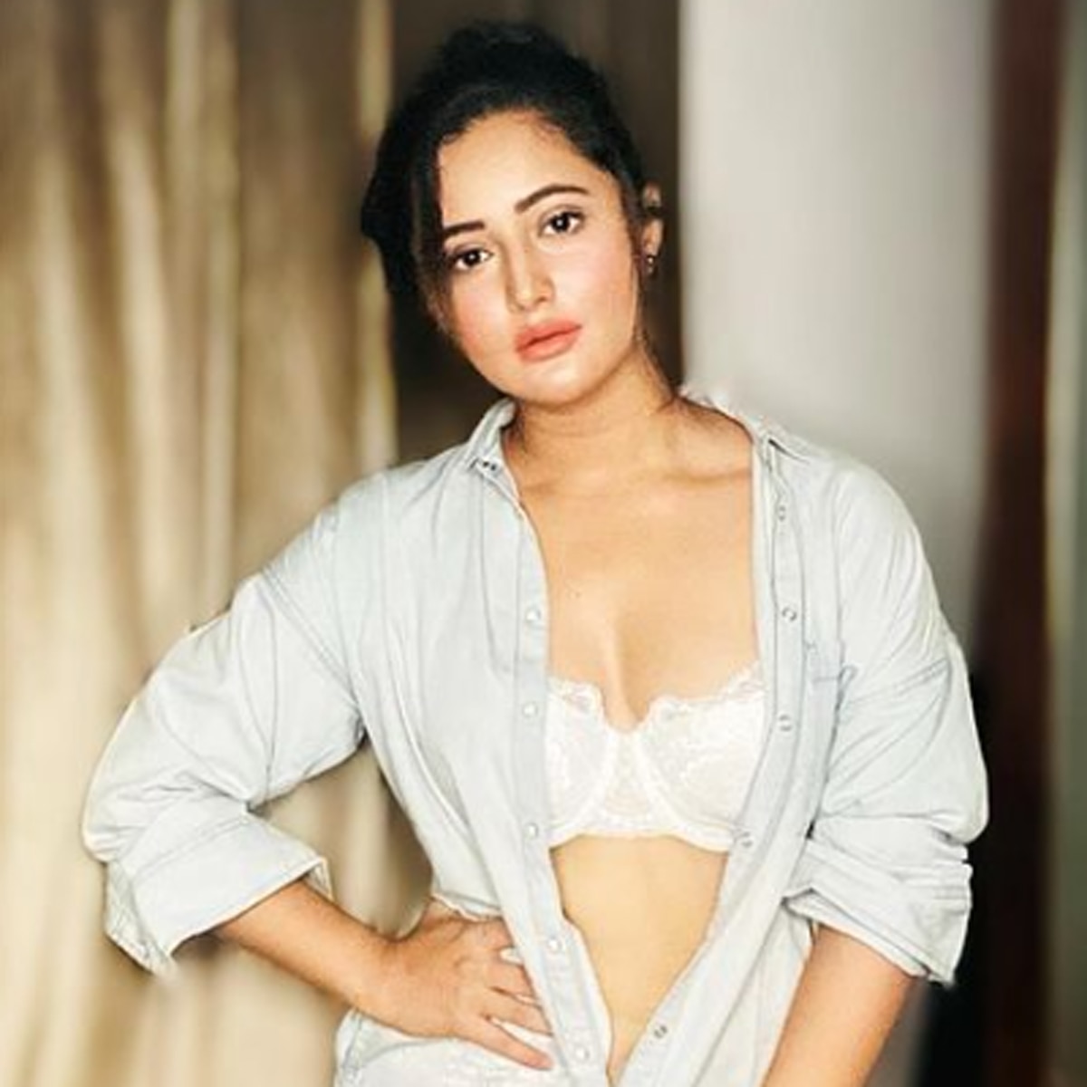 रश्म‍ि देसाई