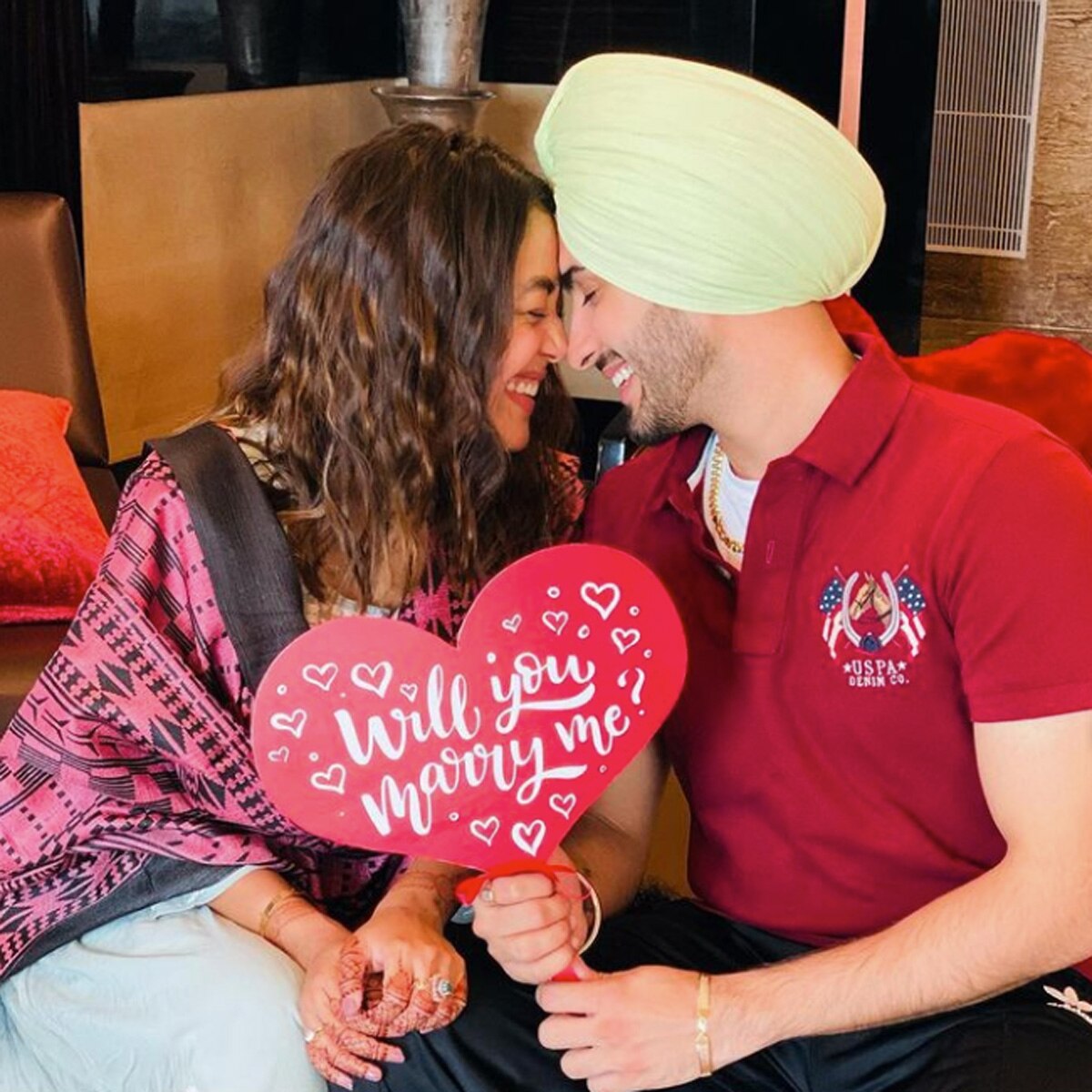 नेहा कक्कड़ संग रोहनप्रीत सिंह