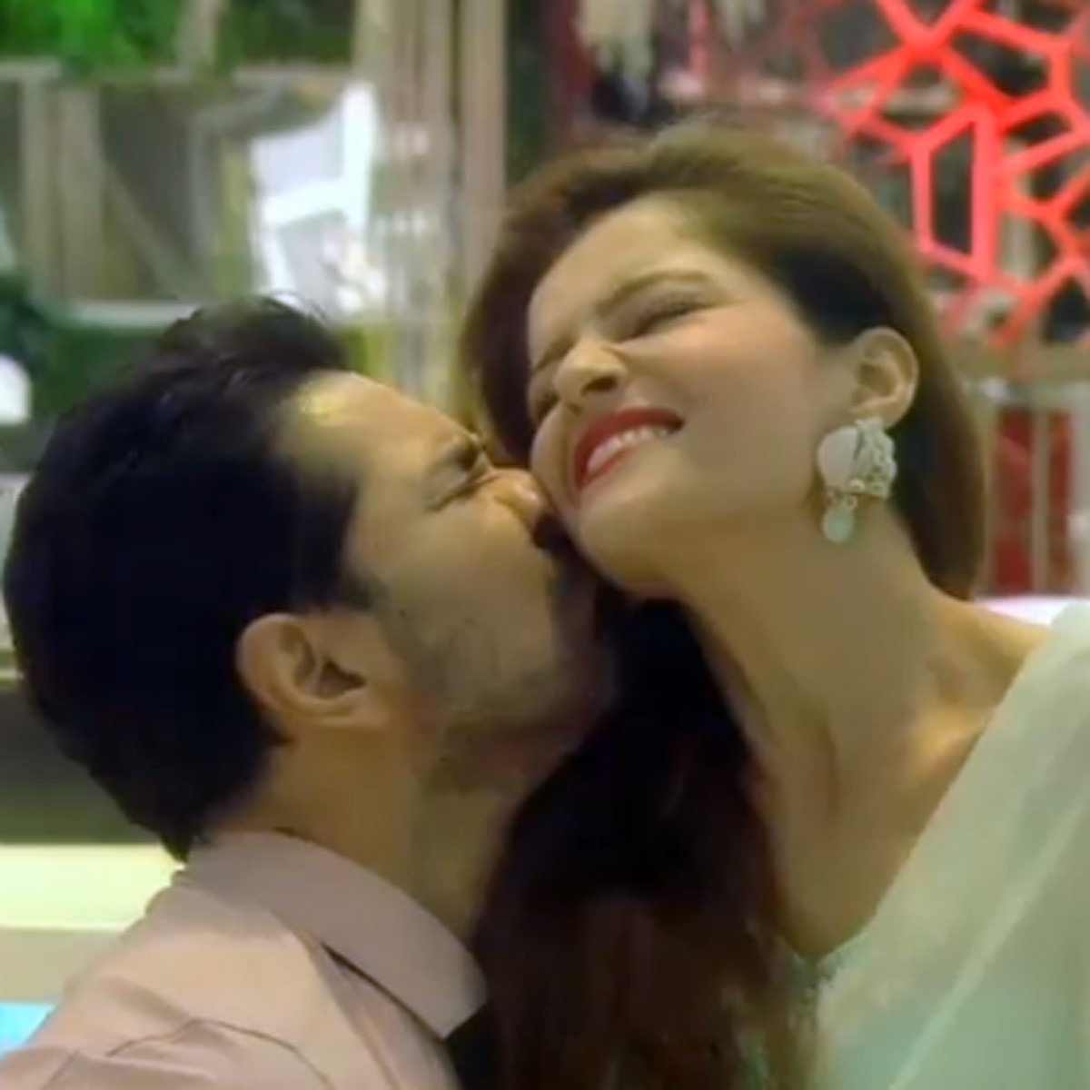 रुबीना-अभ‍िनव 