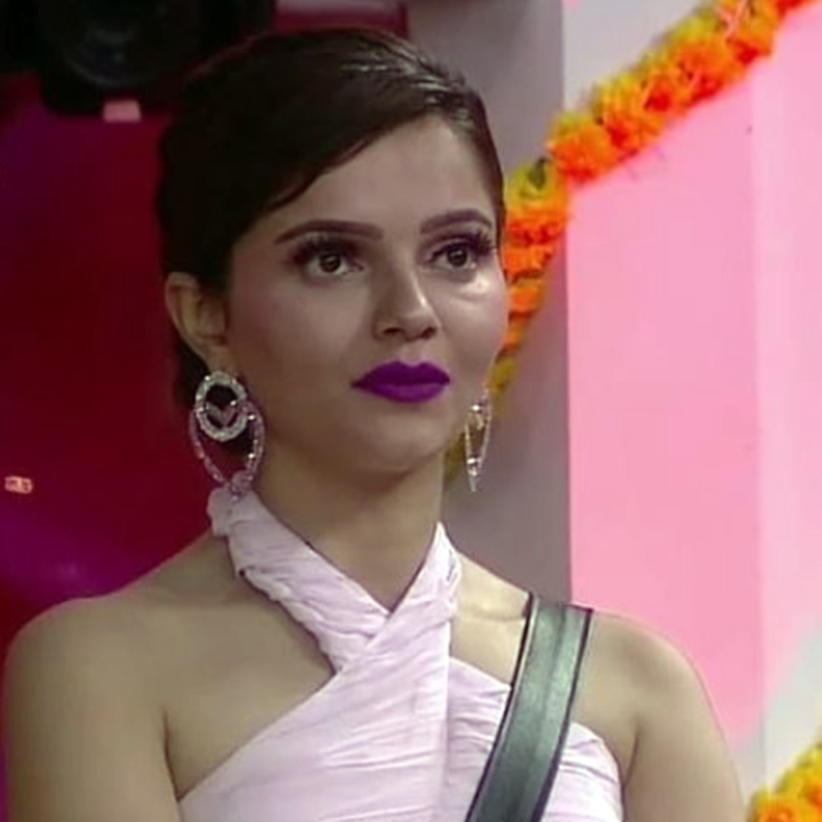 रुबीना द‍िलैक