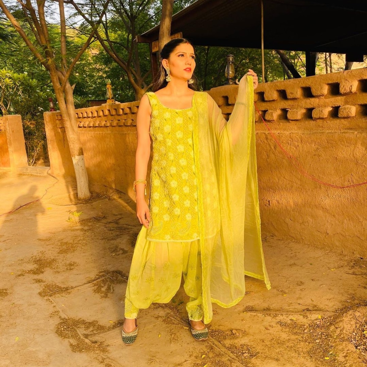 Sapna Chaudhary latest updates
