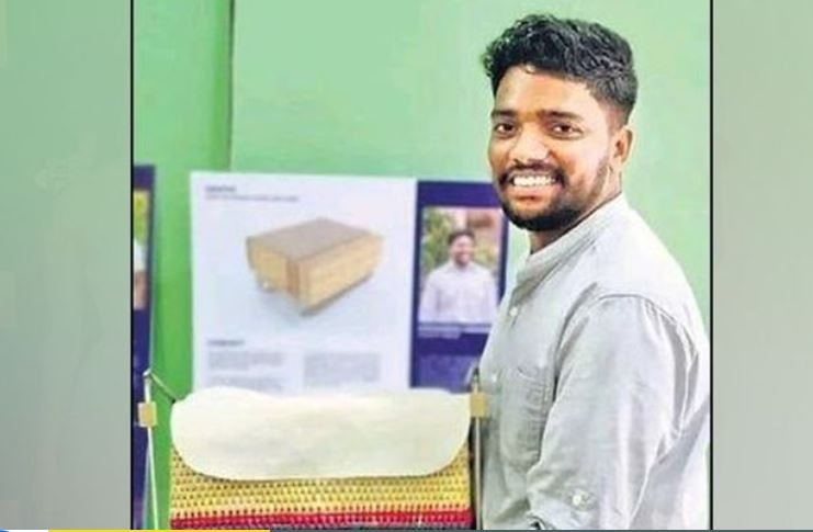  स्कूल बैग जो क्लासरूम में बन जाएगा डेस्क