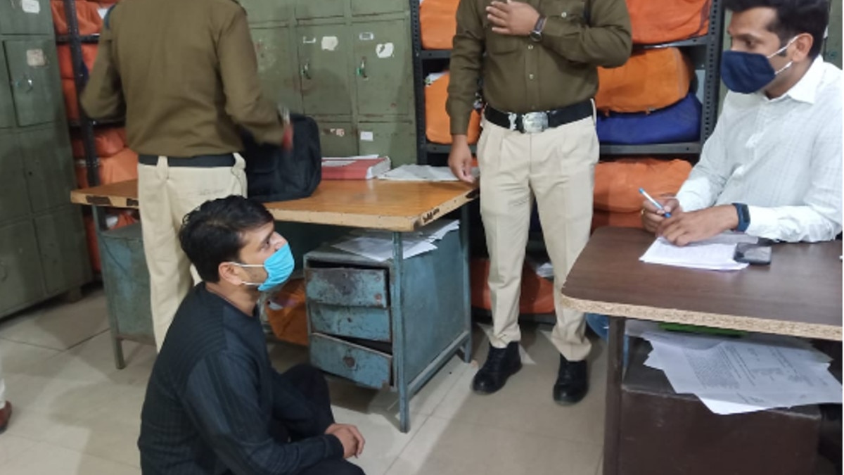 देहव्यापार के लिए बांग्लादेश और रूस से लाता था लड़कियां, एक हजार नम्बर ट्रेस कर पकड़ा