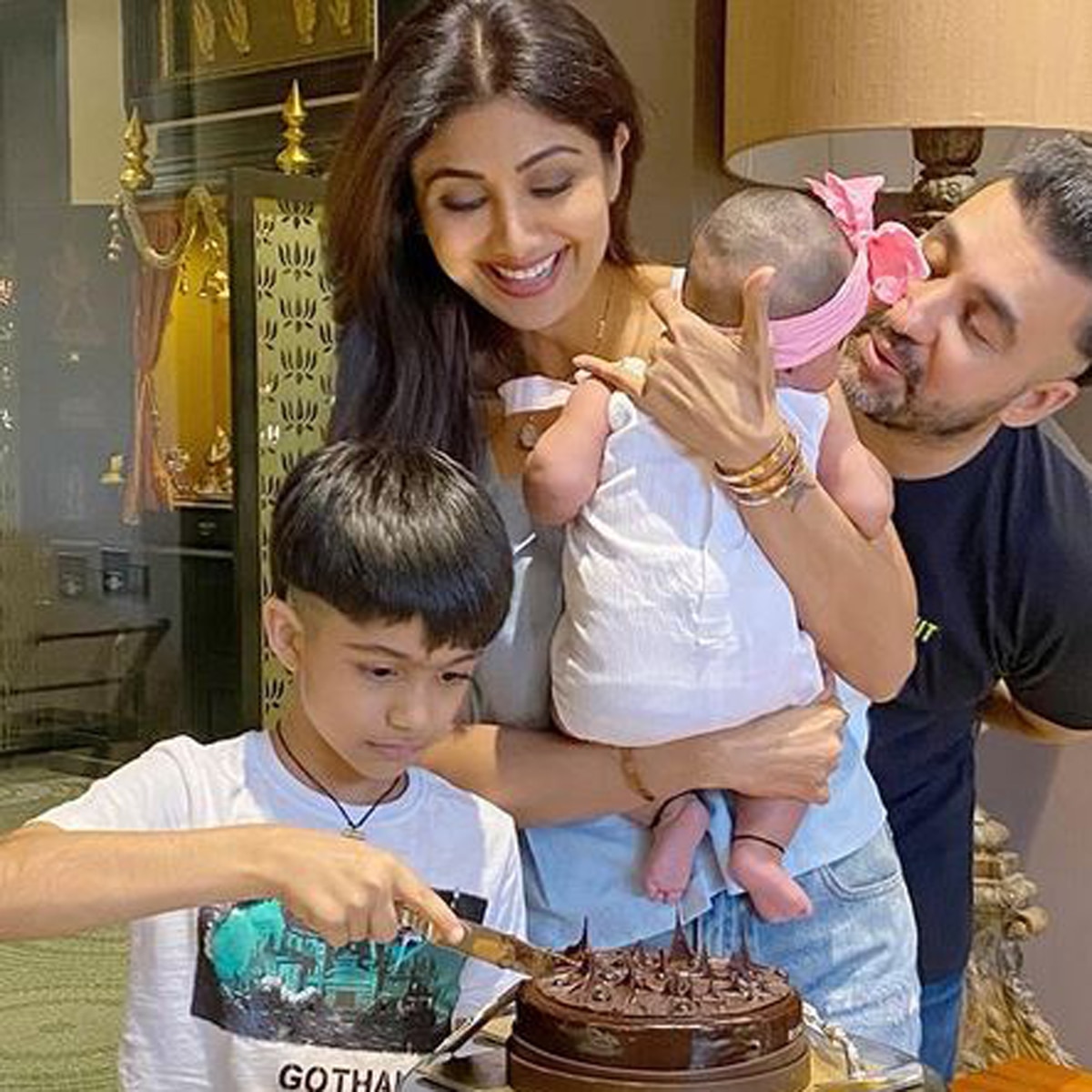 फैमिली संग शिल्पा शेट्टी