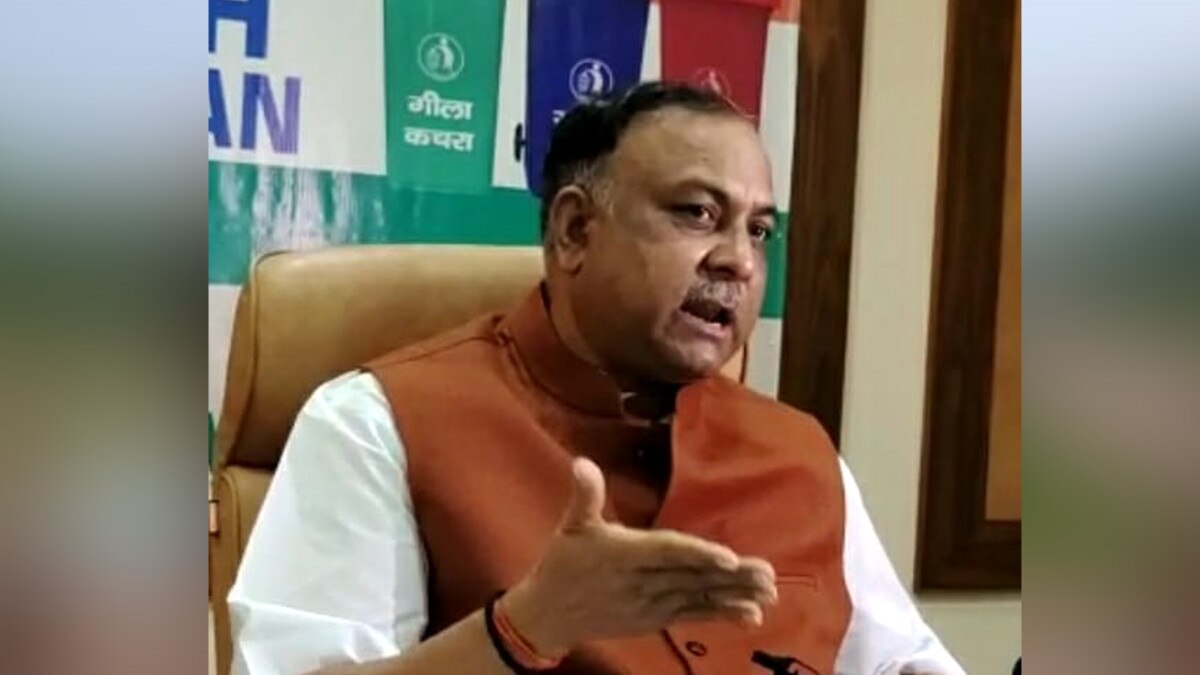 ताजमहल पर लगी बंदिशों को खत्म करने की मांग, मेयर ने पीएम मोदी को लिखा खत 