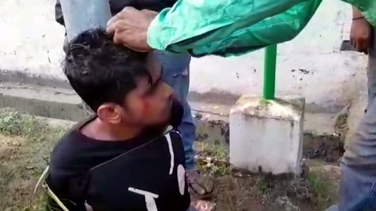  चोर के बाल काटकर लोगों ने डाला ठंडा पानी, दान पेटी से चुराए थे पैसे.