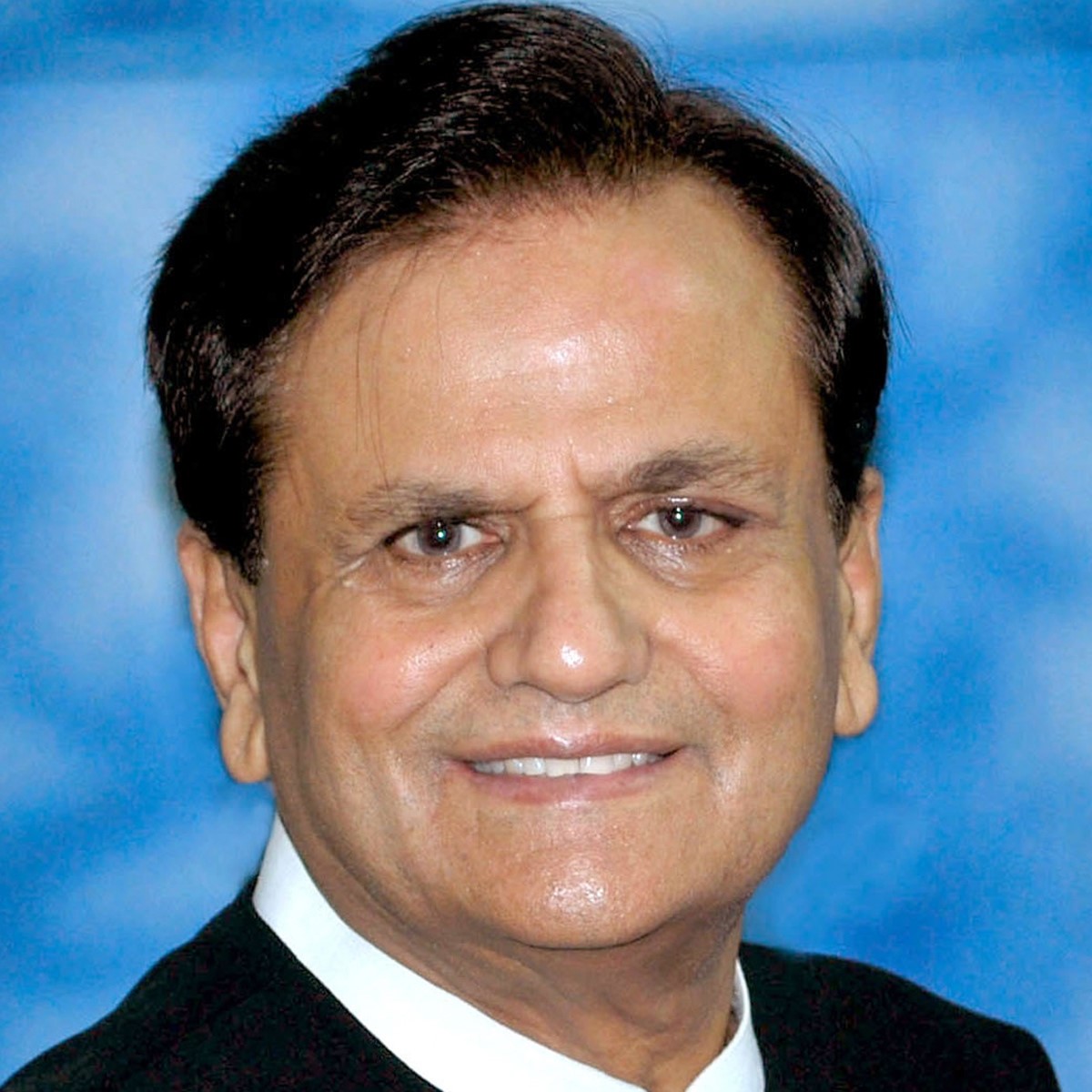 Ahmed patel died