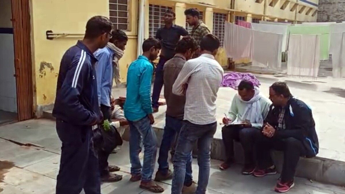 (16 साल की लड़की ने किया सुसाइड (फोटो आजतक)