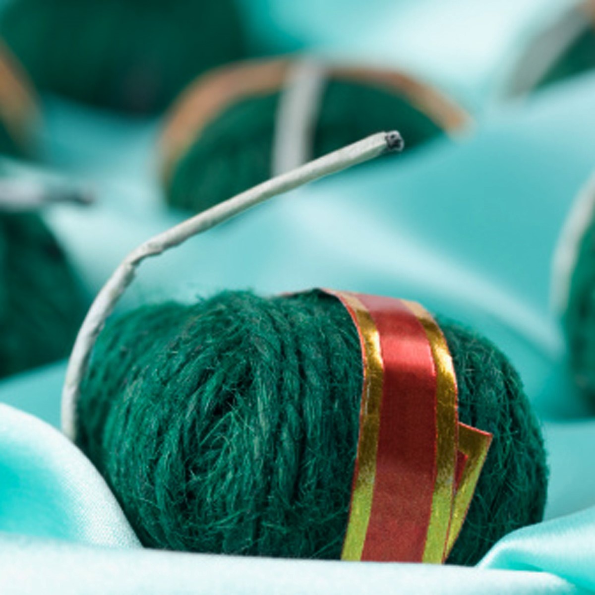 What are green crackers 