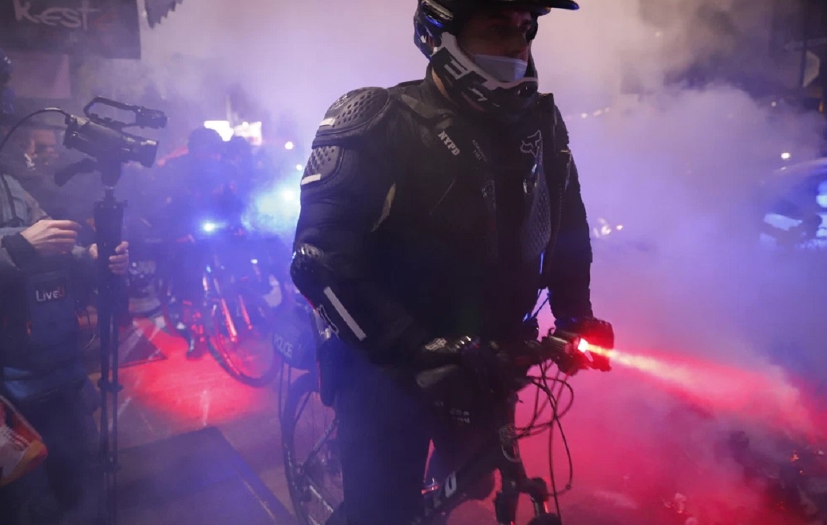 अमेरिकी चुनाव नतीजों के बीच प्रदर्शन