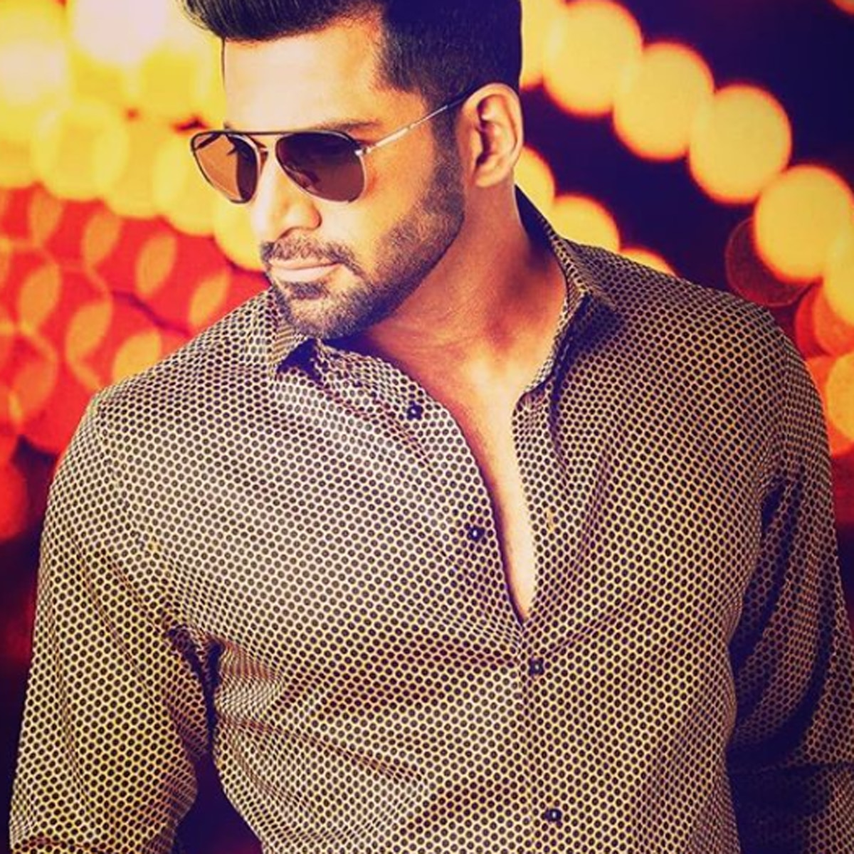 विवान भतेना