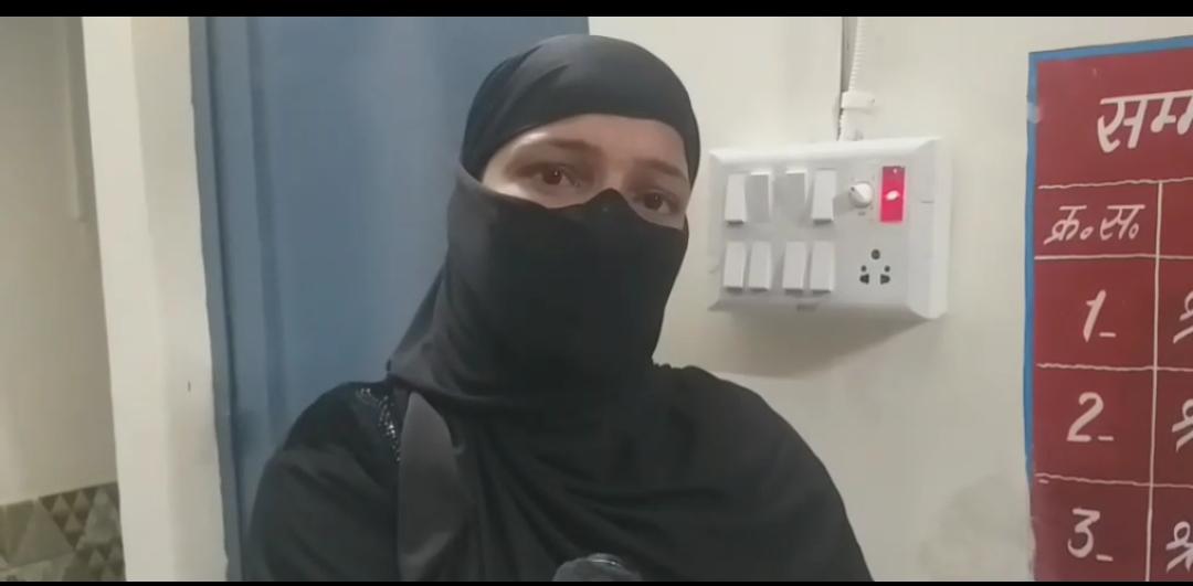 अपने बच्चे के लिए महिला ने पुलिस से बोला झूठ