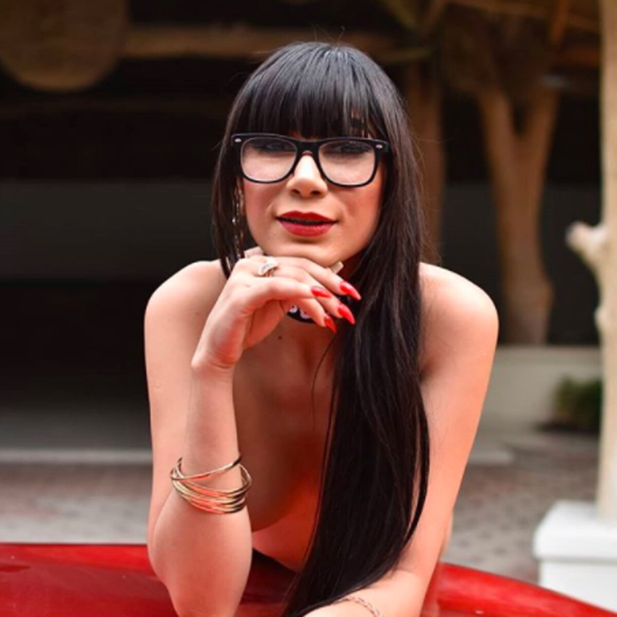 मिया मरीन