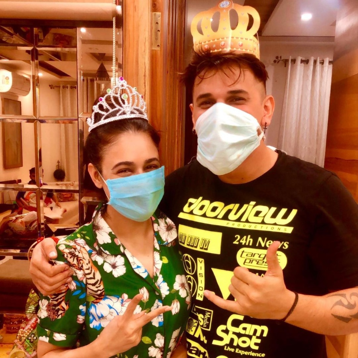 युविका चौधरी