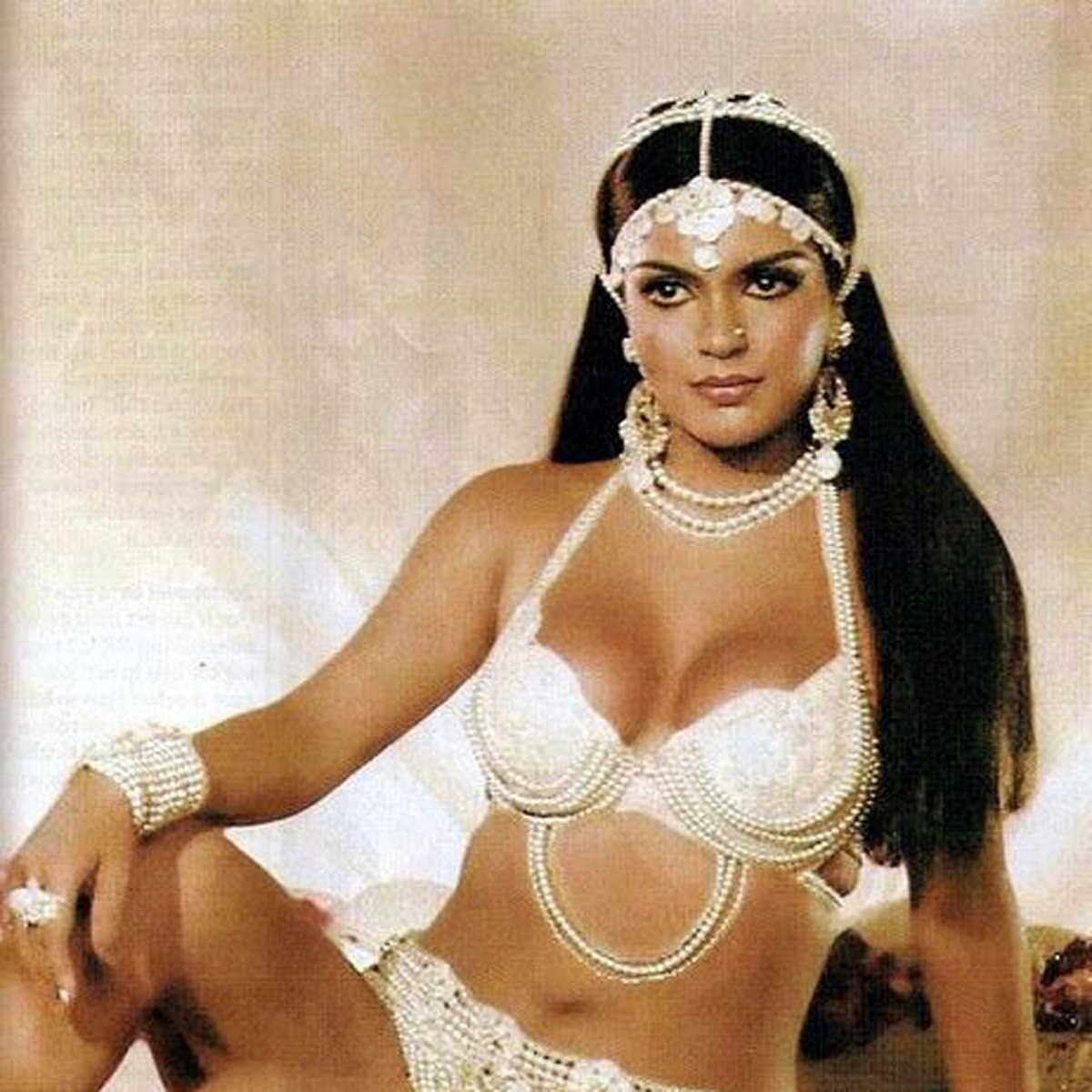 जीनत अमान