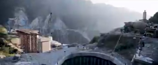 473 मी. ऊंचा पुल 96 केबल के सपोर्ट से बन रहा है.