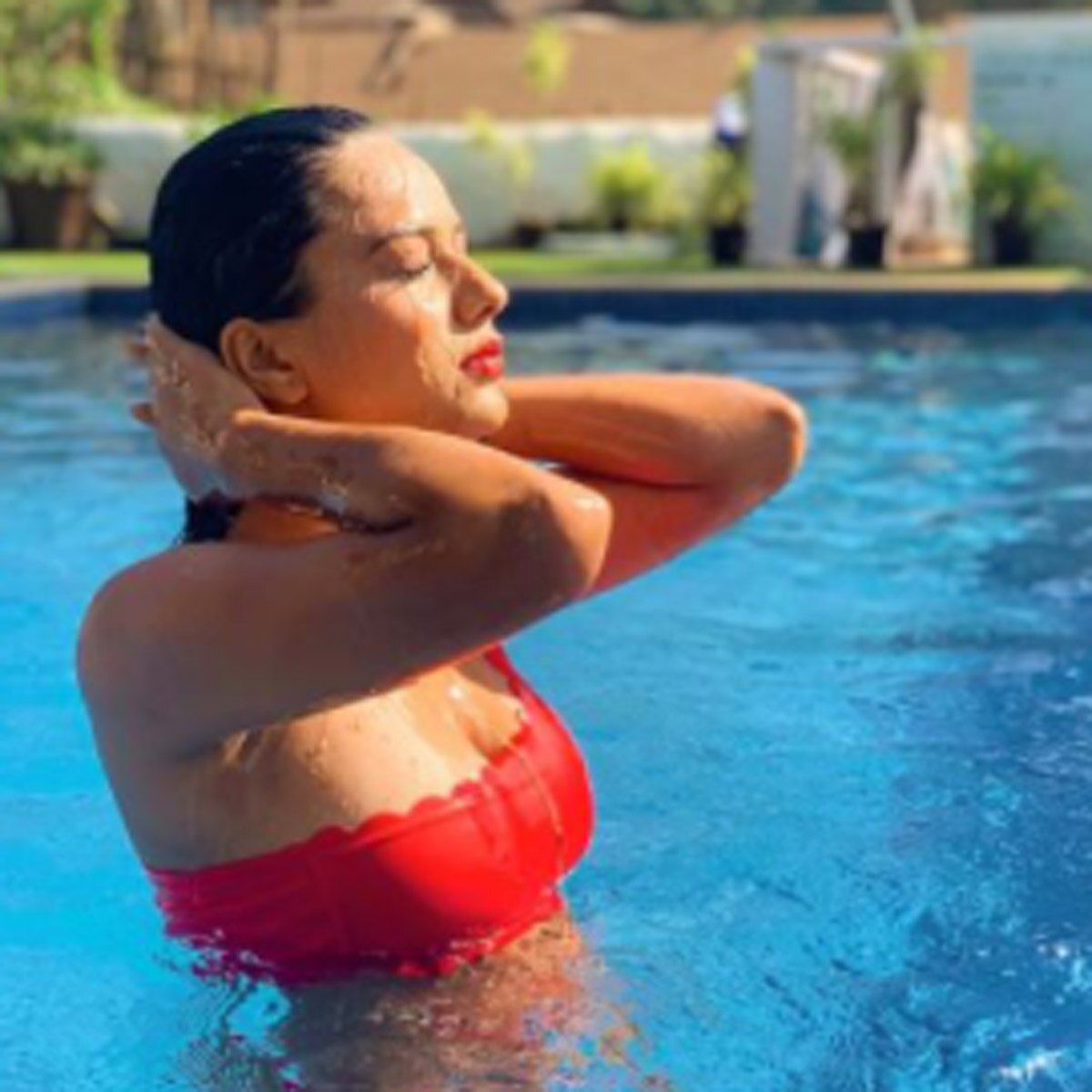 निया शर्मा