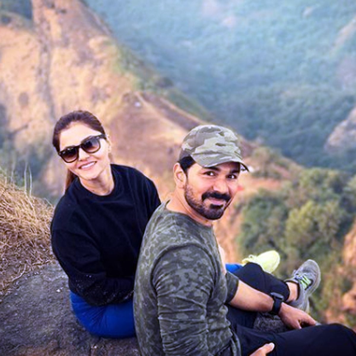 अभ‍िनव-रुबीना