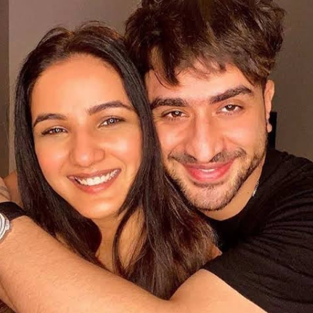 अली गोनी-जैस्मिन भसीन 