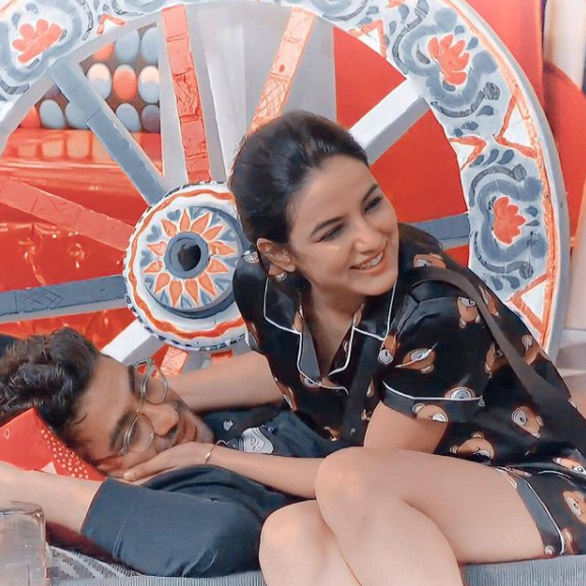 अली-जैस्म‍िन 