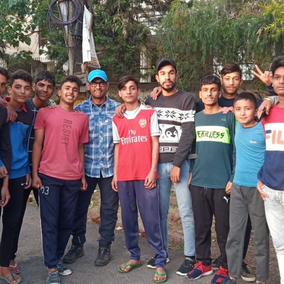 बच्चों संग आमिर खान 