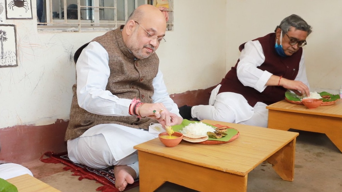  अमित शाह के शांति निकेतन जाने के अपने-अपने सियासी मतलब निकाल रही बीजेपी और टीएमसी 