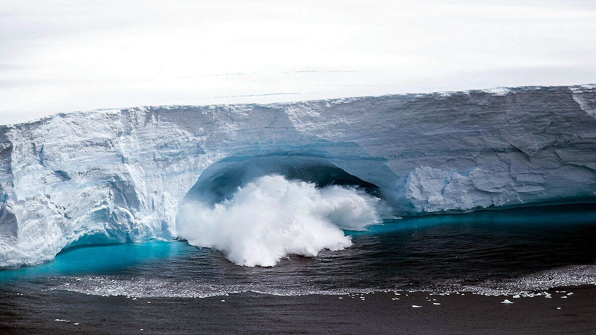 Iceberg A68a dangerous for 20 lakh penguins