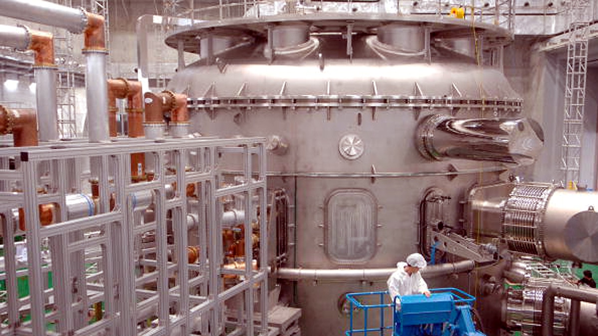 Artificial Sun sets new world record