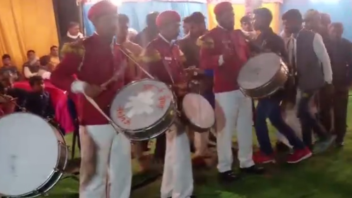 लखनऊ की आदर्श कारागार गोसाईगंज थाना क्षेत्र में स्थित है.