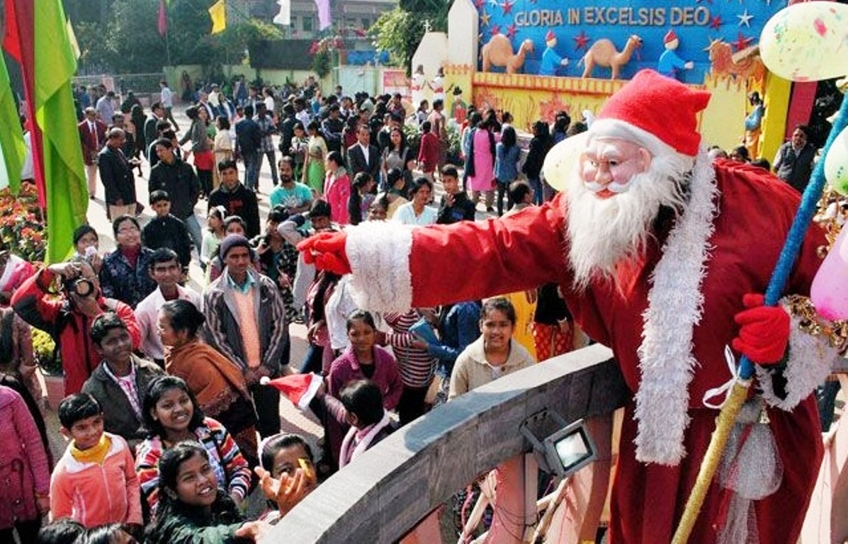 25 दिसंबर को क्रिसमस है 