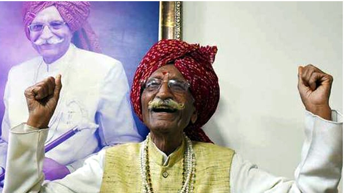 650 रुपये में तांगा खरीद कर चलाया, फिर धर्मपाल बने थे MDH मसालों के आइकॉन 650 रुपये में तांगा खरीद कर चलाया, फिर धर्मपाल बने थे MDH मसालों के आइकॉन