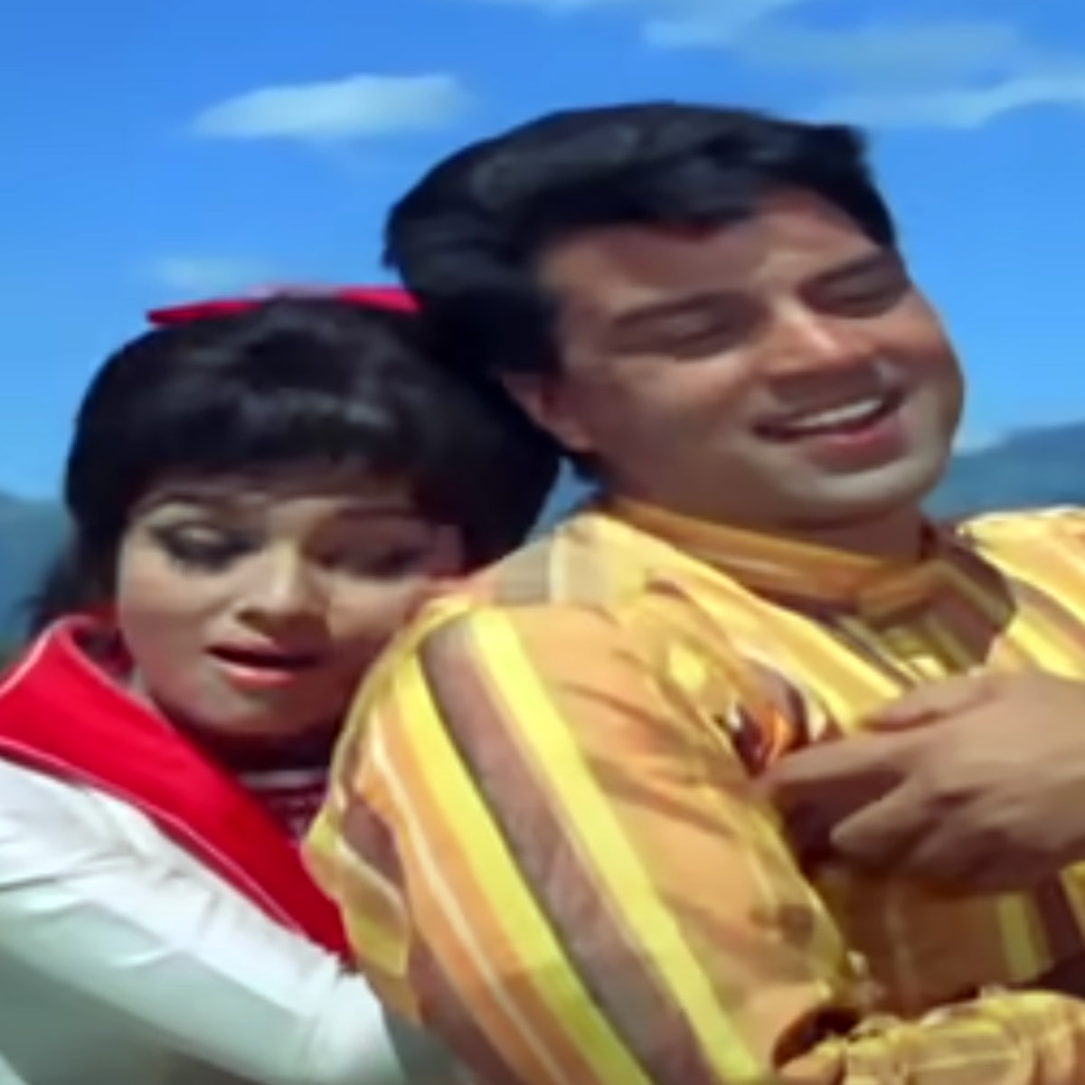 धर्मेंद्र 