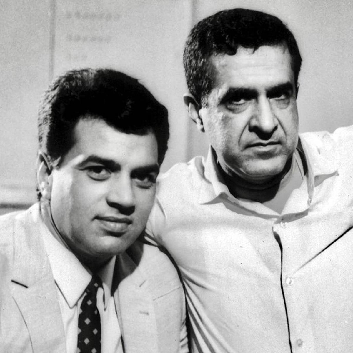 धर्मेंद्र 