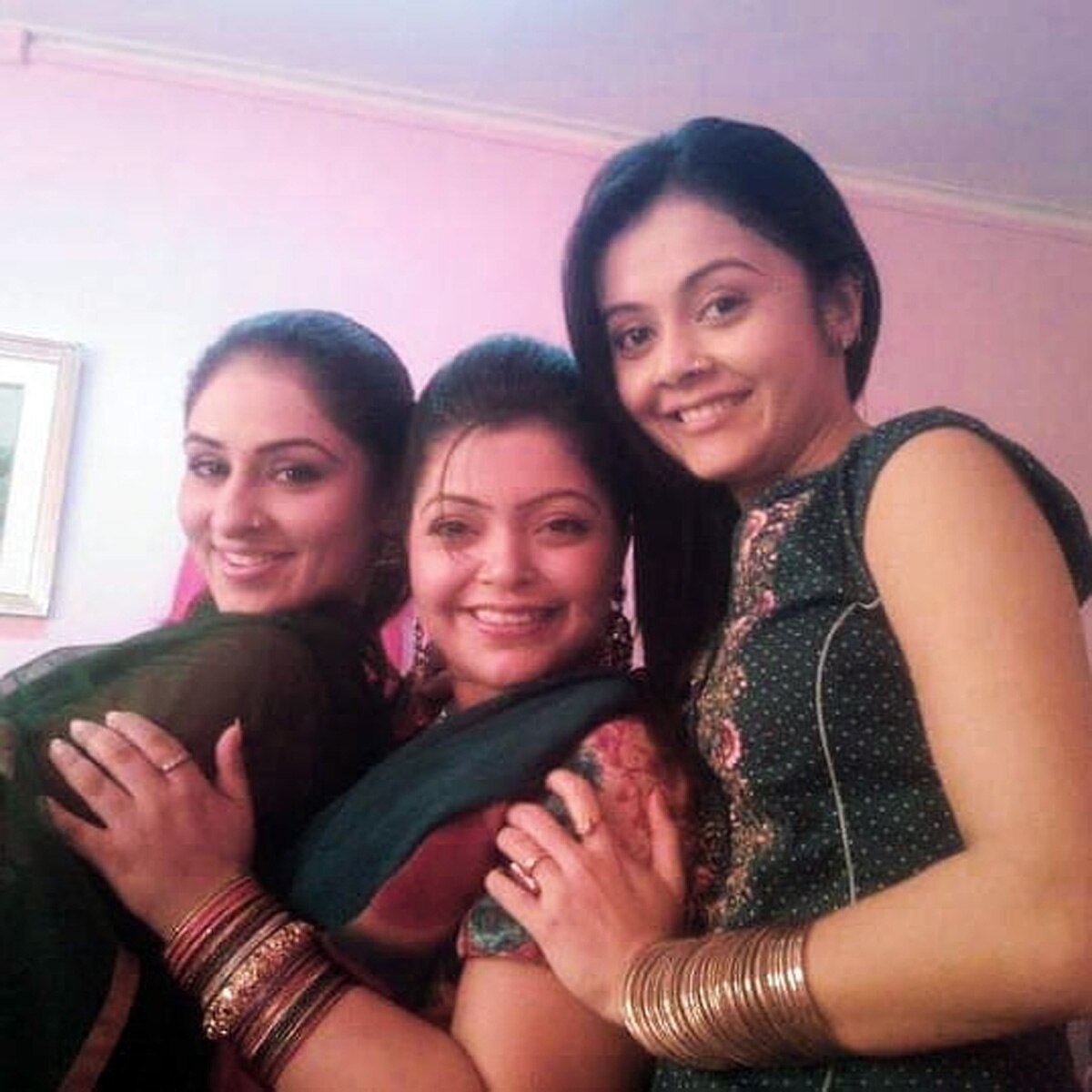 दिव्या भटनागर