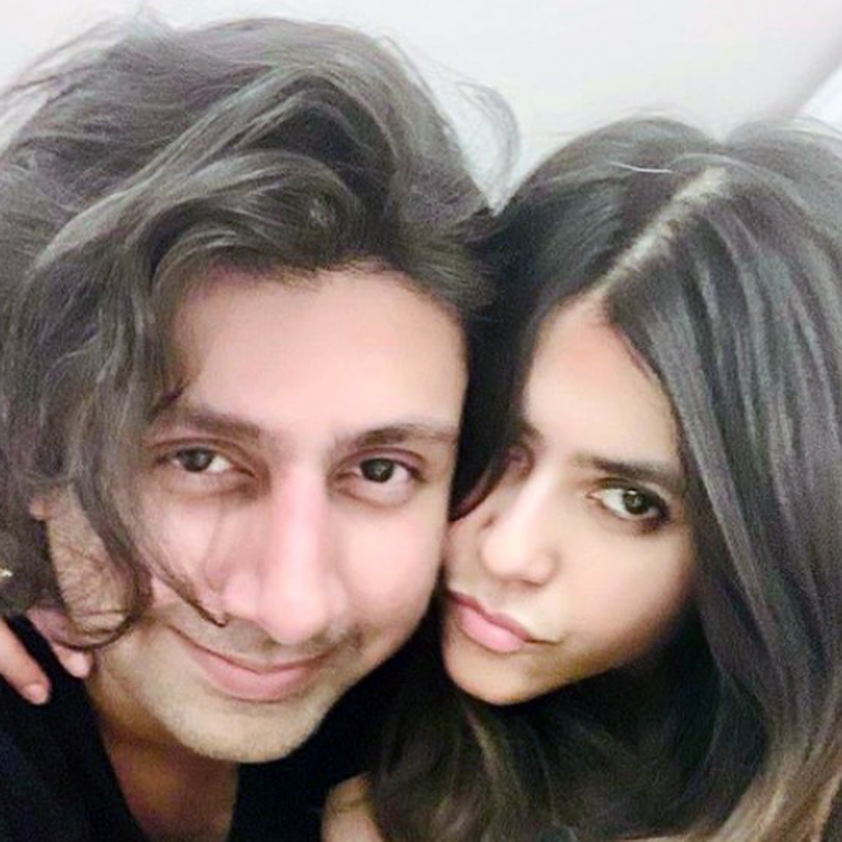 एकता संग तनवीर