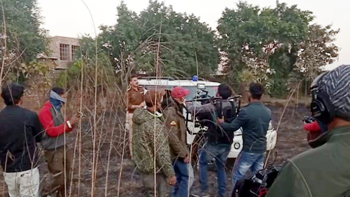 जेवर में फिल्म सिटी की घोषणा होते ही पश्चिमी यूपी में बनने लगी फिल्में, हापुड़ में बनी 'डुबकी'