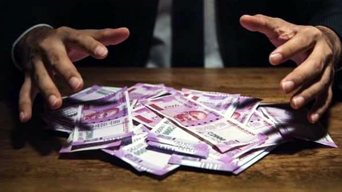 एक-एक आरोपी के दस-दस नाम, 50 से ज्यादा बैंक और फाइनेंस कंपनी के साथ किया फ्रॉड 