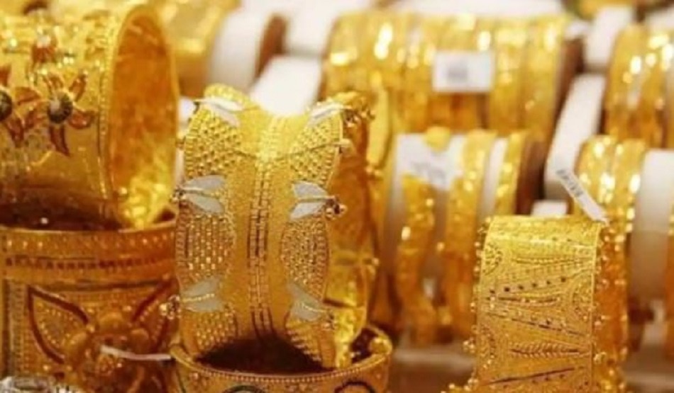  प्राचीन मंदिर की मरम्मत के दौरान मिला सोना