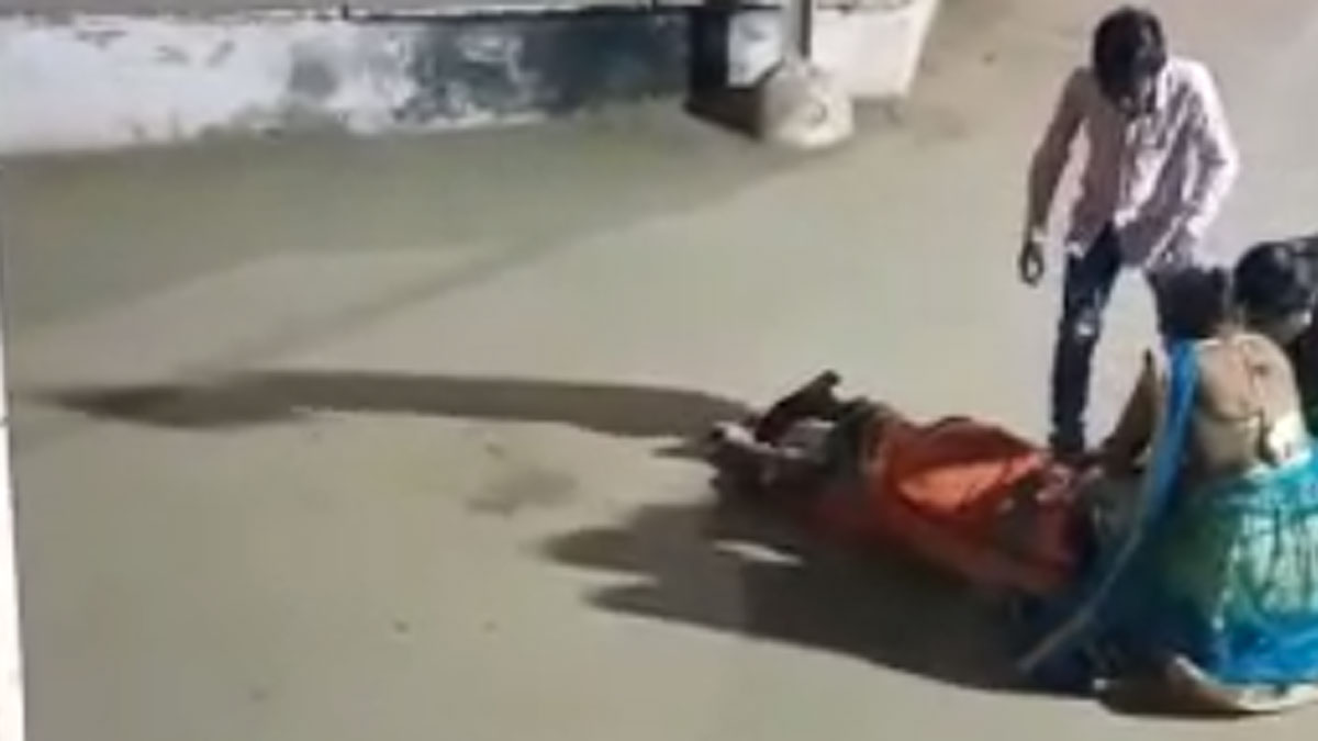 गरबा खेलते हुए महिला की हार्ट अटैक से मौत