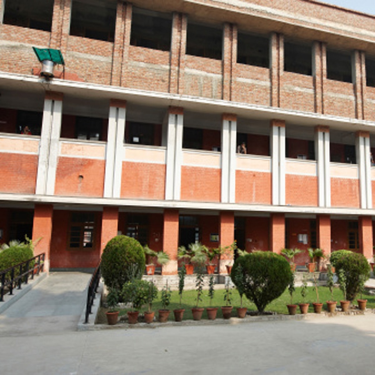 दिल्ली विश्वविद्यालय