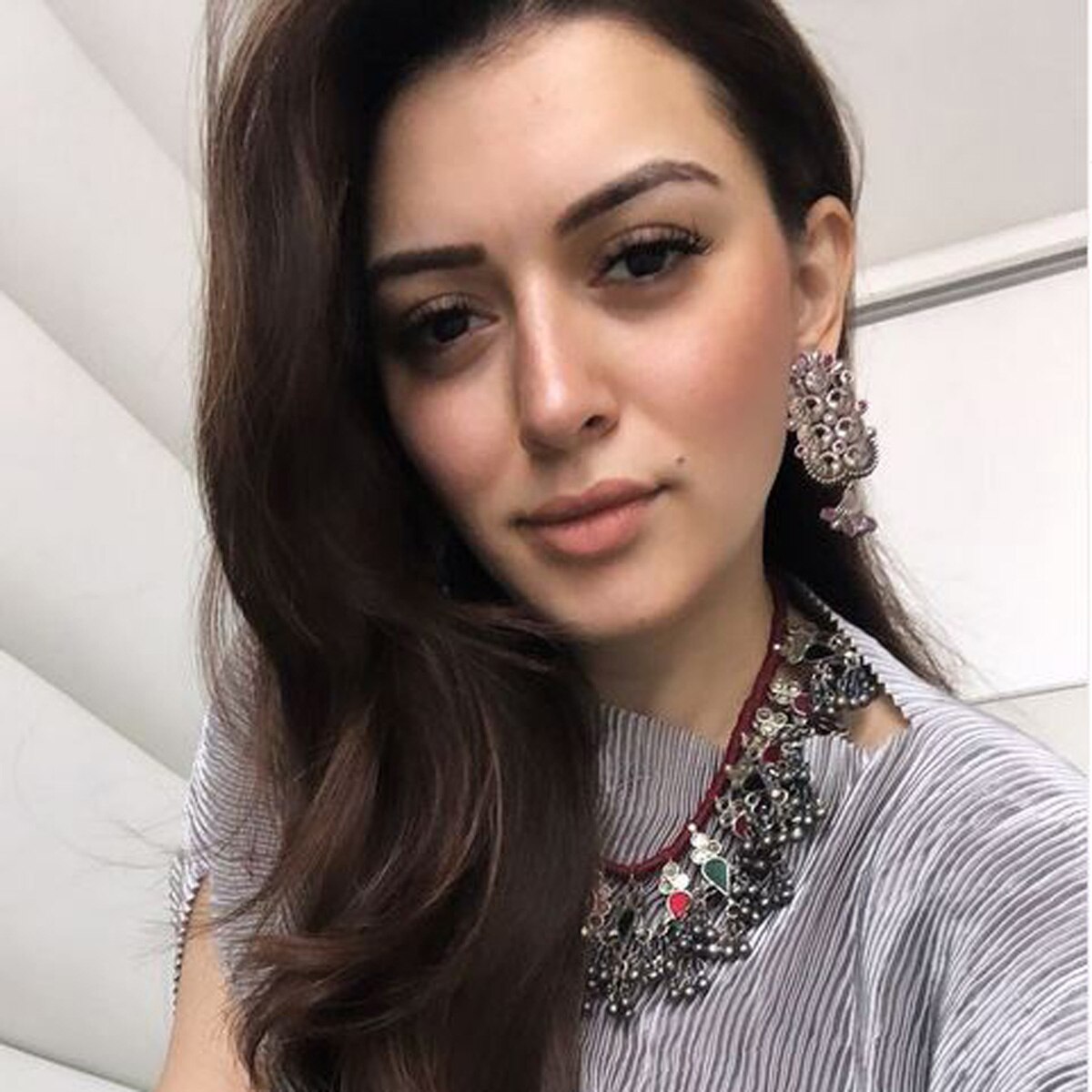 एक्ट्रेस हंसिका मोटवानी