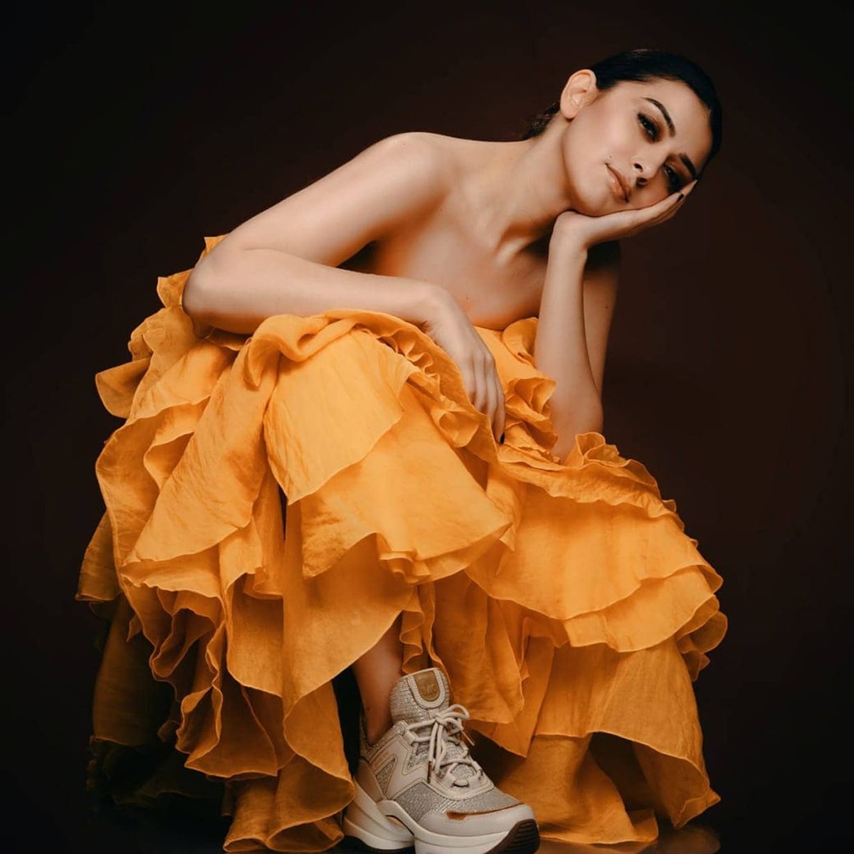 हंसिका मोटवानी