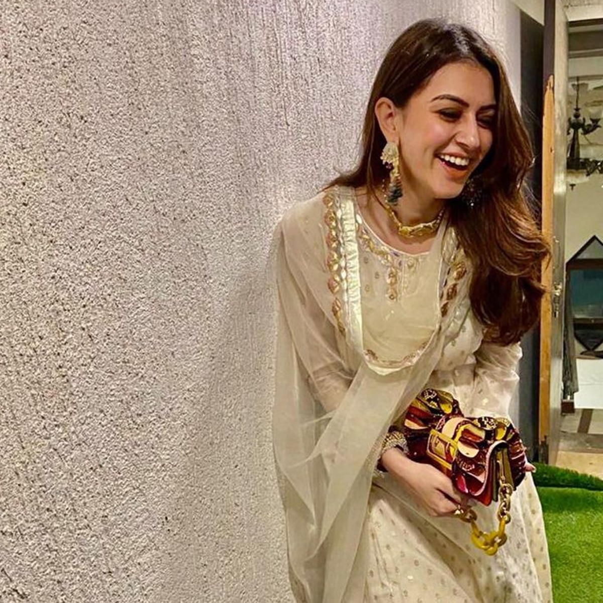 हंसिका मोटवानी