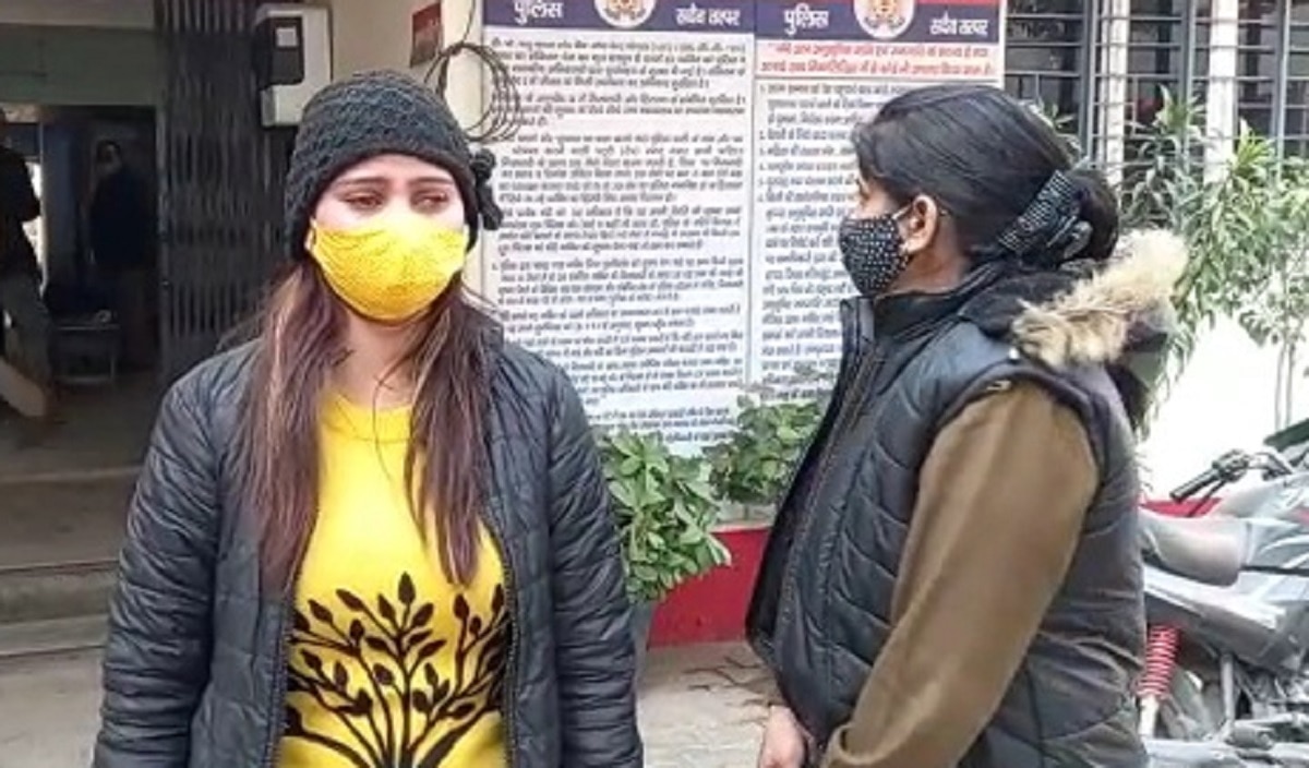 हनीट्रैप गिरोह गिरफ्तार