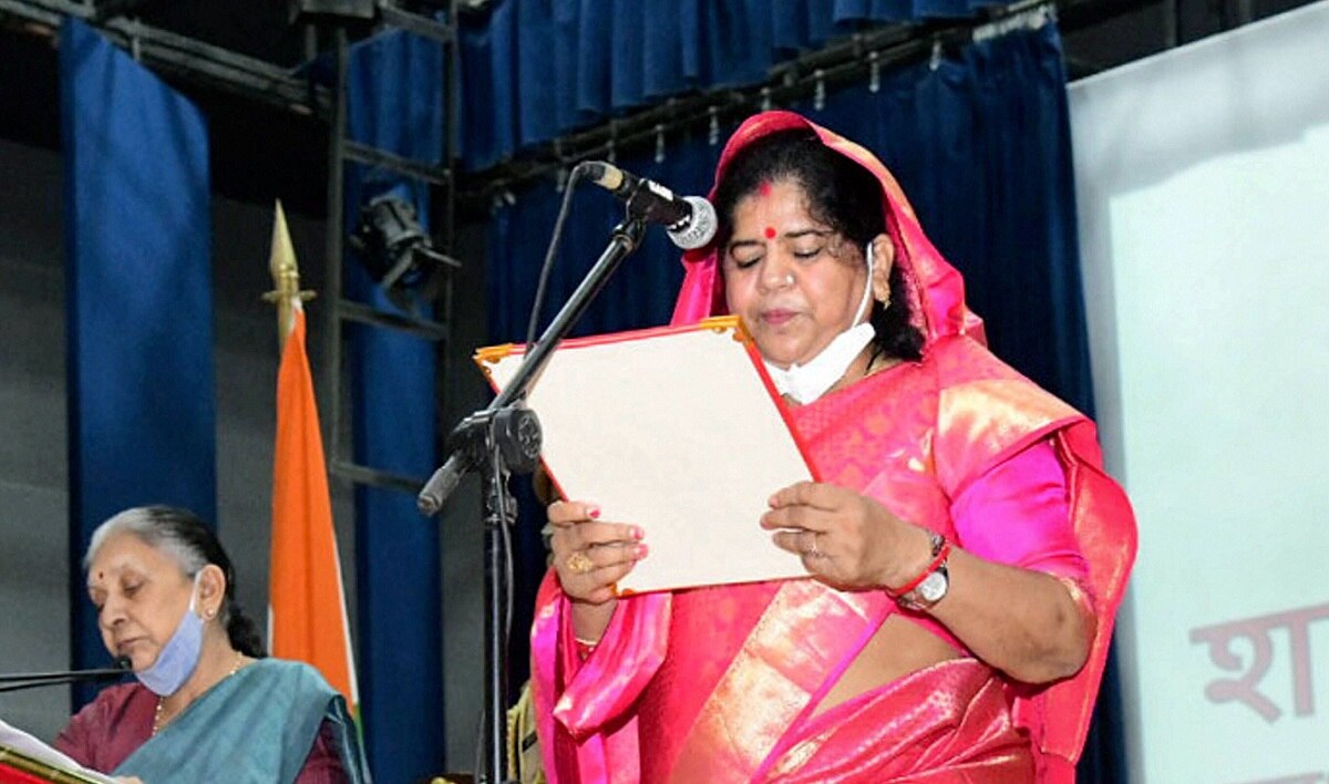 इमरती देवी को बंगला खाली करने का नोटिस